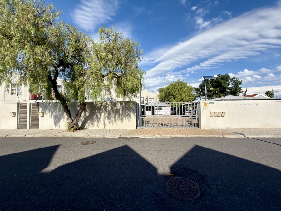 2 Bedroom Property for Sale in Parklands Western Cape